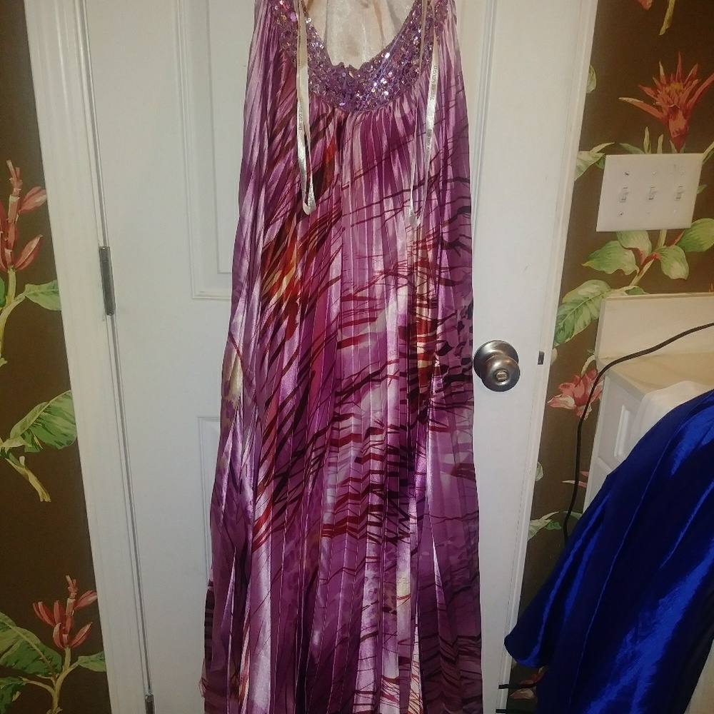 Prom Dress - Picture 7 of 8